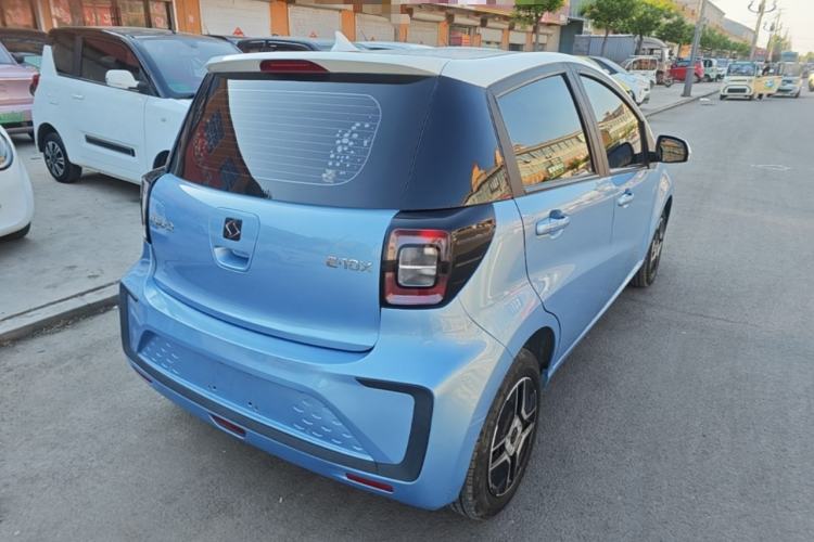 Used SOL E10X 2021 302 km Range Fashion Edition 31.4 kWh Rear Right 45 Deg