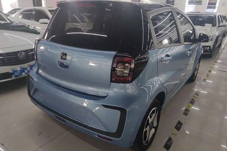 Used SOL E10X 2021 302 km Range Luxury Version 31.4 kWh Rear Right 45 Deg