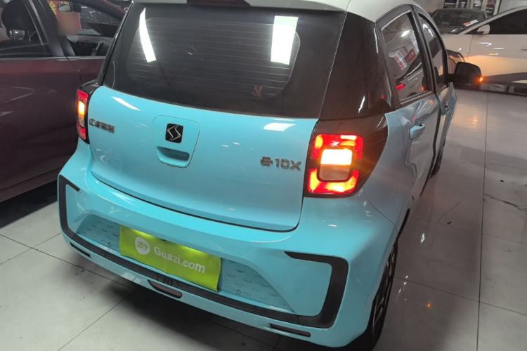 Used SOL E10X 2021 302 km Range Fashion Edition 31.4 kWh Rear Right 45 Deg