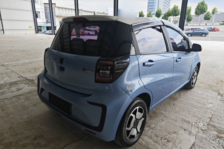 Used SOL E10X 2021 302 km Range Luxury Version 31.4 kWh Rear Right 45 Deg