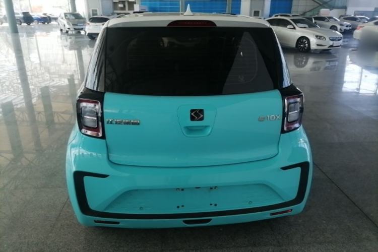 Used SOL E10X 2021 302 km Range Fashion Edition 31.4 kWh Rear
