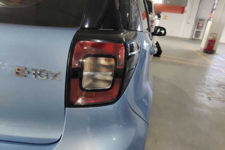 Used SOL E10X 2021 302 km Range Luxury Version 30.2 kWh Right Rear Taillight