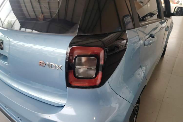 Used SOL E10X 2021 302 km Range Luxury Version 30.2 kWh Right Rear Taillight
