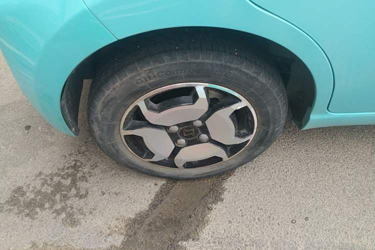 Used SOL E10X 2021 Jimei Edition 302km Luxury Model Right Rear Wheel Hub