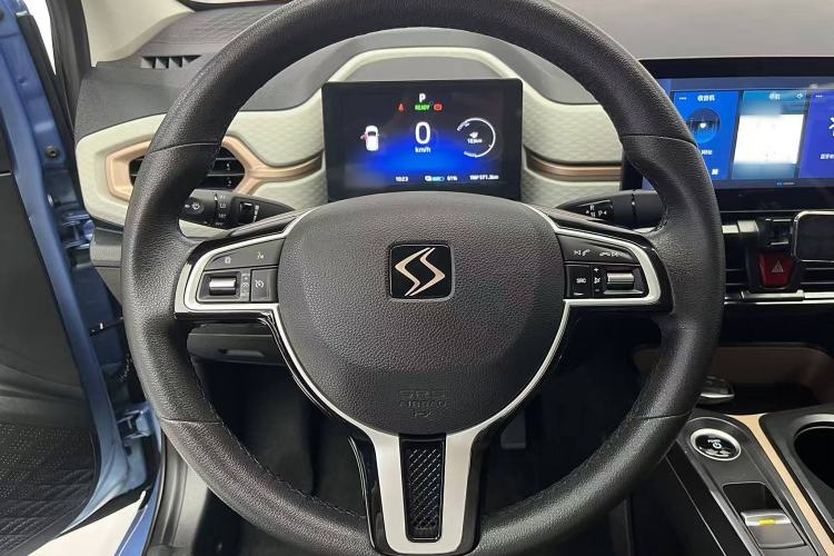 Used SOL E10X 2021 Jimei Edition 302km Fashionable Model Steering Wheel