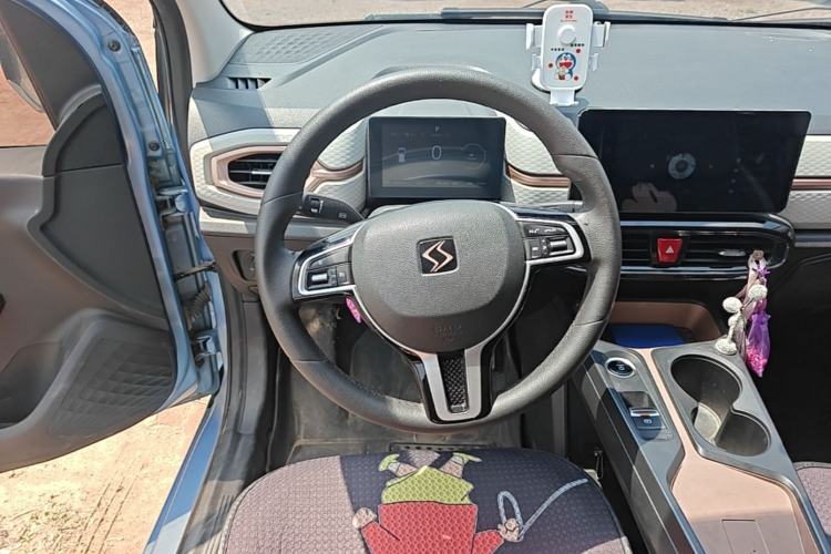 Used SOL E10X 2021 Jimei Edition 302km Fashionable Model Steering Wheel