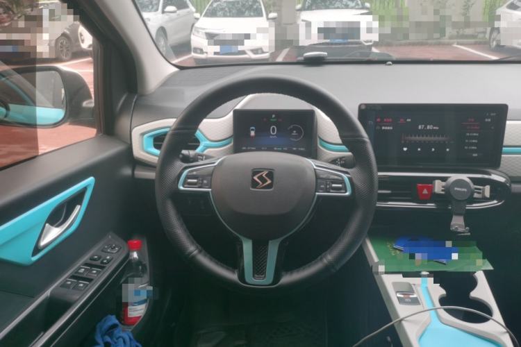 Used SOL E10X 2021 Jimei Edition 302km Fashionable Model Steering Wheel
