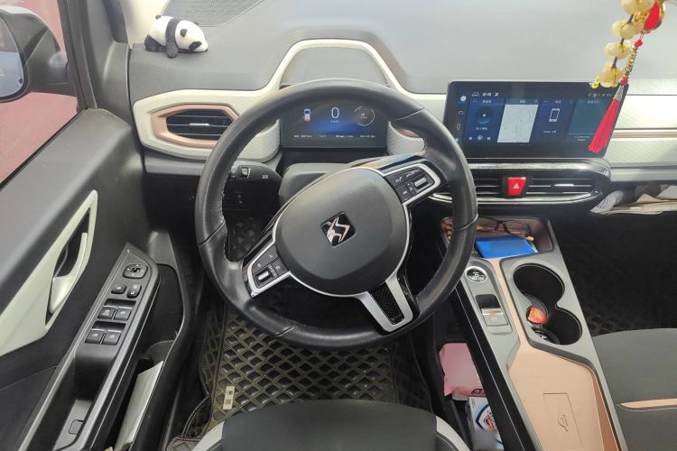 Used SOL E10X 2021 302 km Range Luxury Version 30.2 kWh Steering Wheel