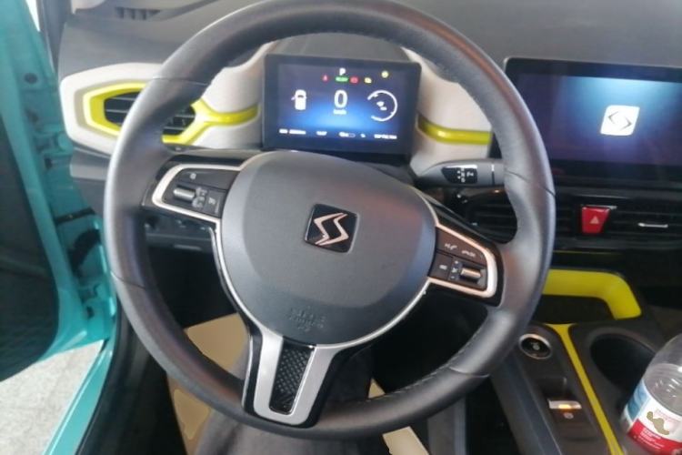 Used SOL E10X 2021 302 km Range Fashion Edition 31.4 kWh Steering Wheel