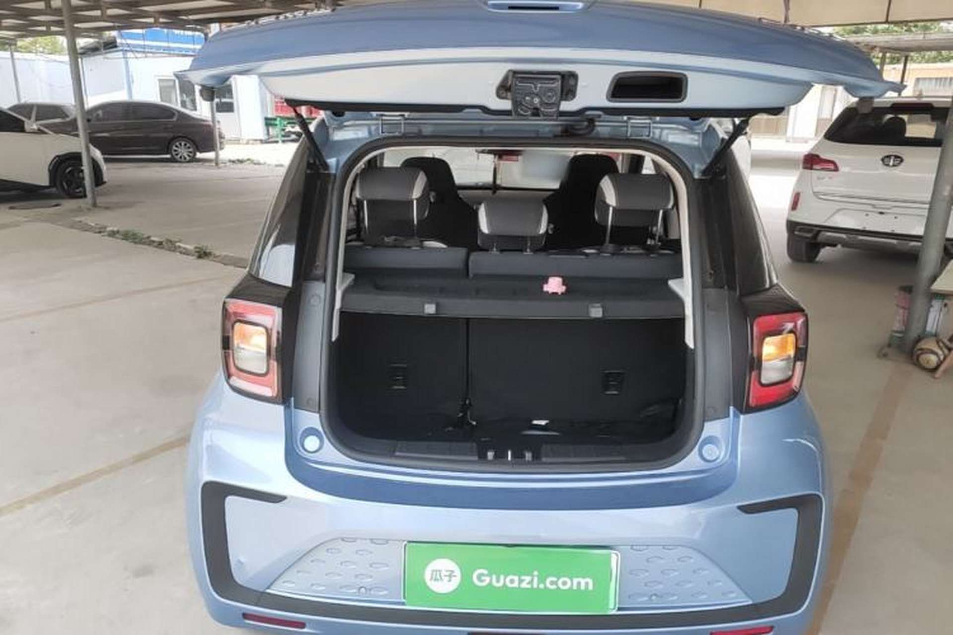 Used SOL E10X 2021 302 km Range Fashion Edition 30.2 kWh Trunk