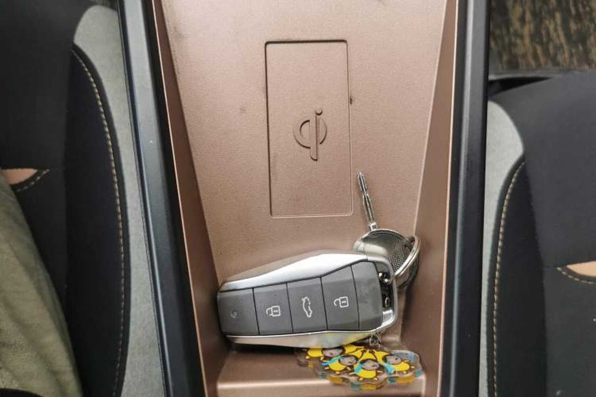 Used SOL E10X 2021 302 km Range Fashion Edition 31.4 kWh Vehicle Key