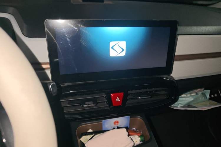 Used SOL E10X 2021 302 km Range Luxury Version 31.4 kWh Audio And AC Panel