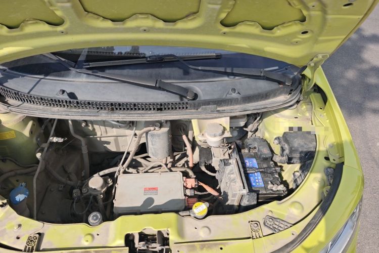 Used SOL E10X 2021 302 km Range Fashion Edition 30.2 kWh Engine Bay Left