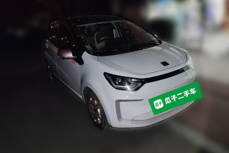 Used SOL E10X 2021 302 km Range Luxury Version 31.4 kWh Front Right 45 Deg