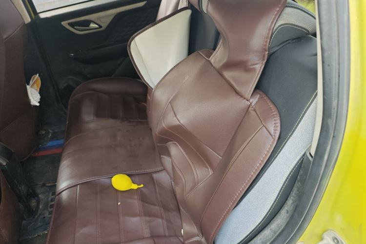 Used SOL E10X 2021 302 km Range Fashion Edition 30.2 kWh Left Rear Seat