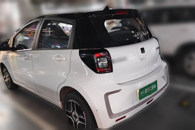 Used SOL E10X 2021 302 km Range Fashion Edition 31.4 kWh Rear Left 45 Deg