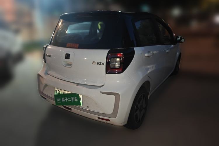 Used SOL E10X 2021 302 km Range Luxury Version 31.4 kWh Rear Right 45 Deg