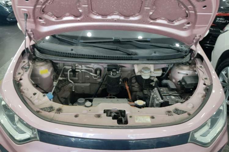 Used SOL E10X 2021 Jimei Edition 302km Fashionable Model Engine Bay