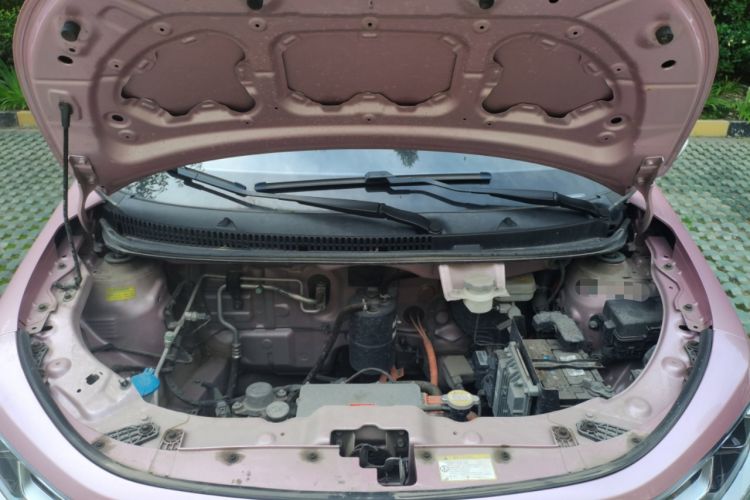 Used SOL E10X 2021 302 km Range Fashion Edition 31.4 kWh Engine Bay