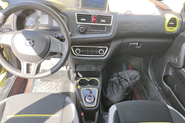 Used SOL E10X 2021 200km Classic Type Audio And AC Panel