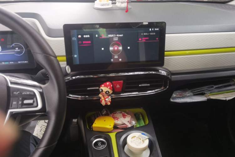 Used SOL E10X 2021 302 km Range Fashion Edition 30.2 kWh Audio And AC Panel