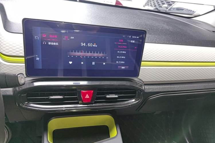 Used SOL E10X 2021 302 km Range Fashion Edition 31.4 kWh Audio And AC Panel