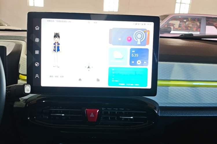 Used SOL E10X 2021 302 km Range Ultra-Advanced Version 31.4 kWh Audio And AC Panel