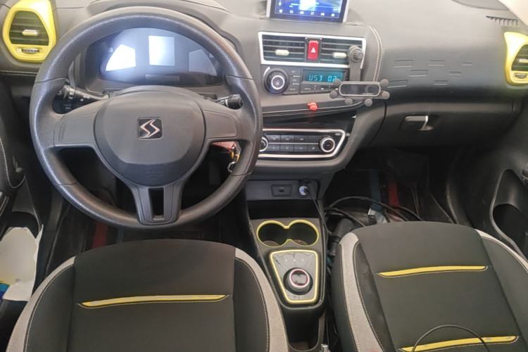 Used SOL E10X 2021 200km Classic Type Center Console