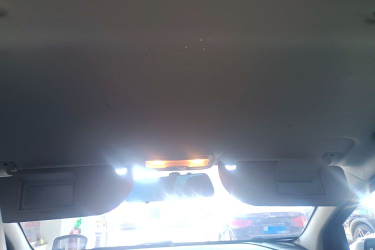Used SOL E10X 2021 302 km Range Ultra-Advanced Version 31.4 kWh Headliner