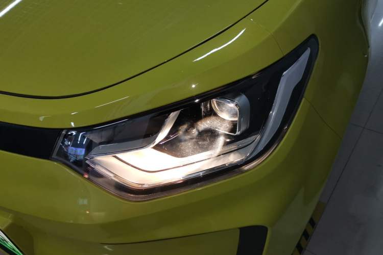 Used SOL E10X 2021 302 km Range Luxury Version 30.2 kWh Left Front Headlight