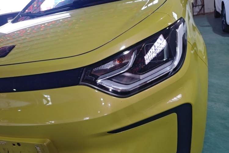 Used SOL E10X 2021 302 km Range Ultra-Advanced Version 31.4 kWh Left Front Headlight