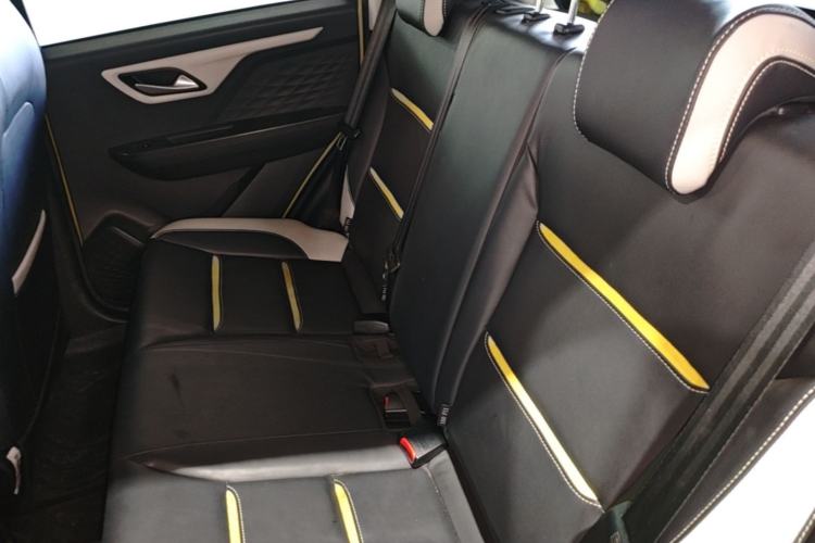 Used SOL E10X 2021 302 km Range Ultra-Advanced Version 31.4 kWh Left Rear Seat