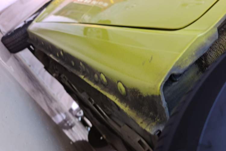 Used SOL E10X 2021 302 km Range Ultra-Advanced Version 31.4 kWh Left Side Sill