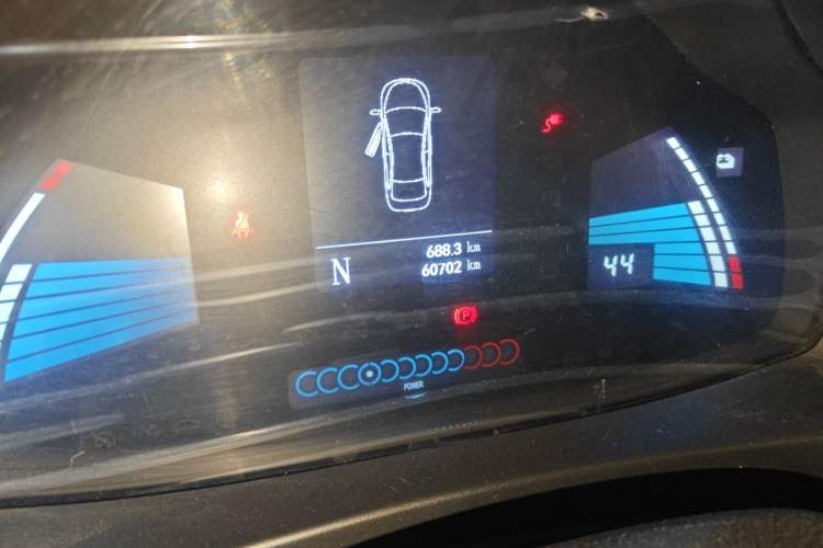 Used SOL E10X 2021 200km Classic Type Odometer Close Up