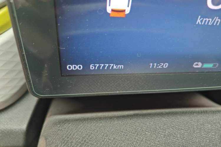 Used SOL E10X 2021 302km Range Superior Version 30.2 kWh Odometer Close Up