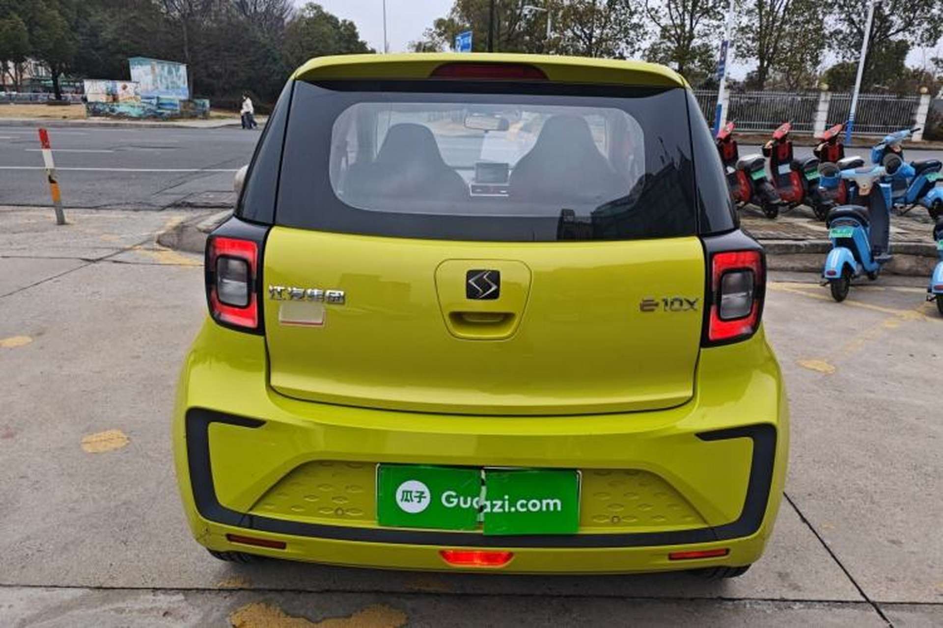 Used SOL E10X 2021 150 km Ambitious Trim Rear