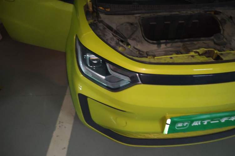 Used SOL E10X 2021 302 km Range Luxury Version 30.2 kWh Right Front Headlight