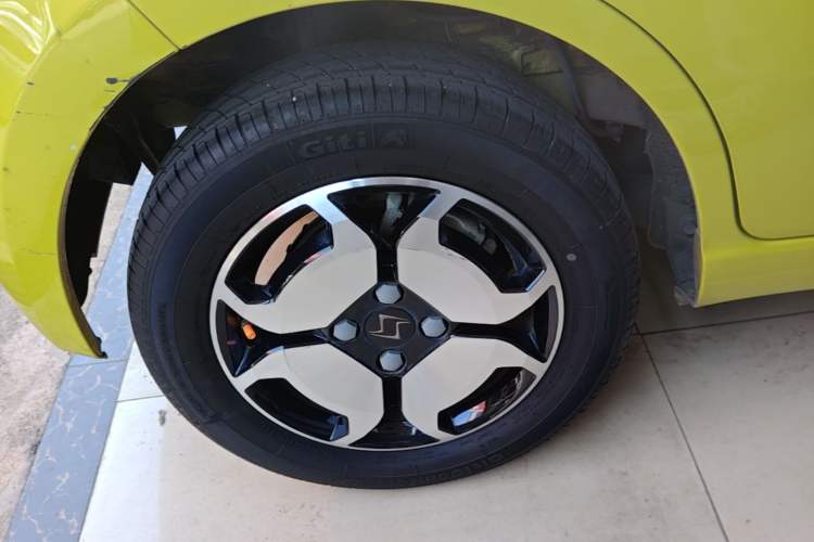 Used SOL E10X 2021 302 km Range Ultra-Advanced Version 31.4 kWh Right Rear Wheel Hub