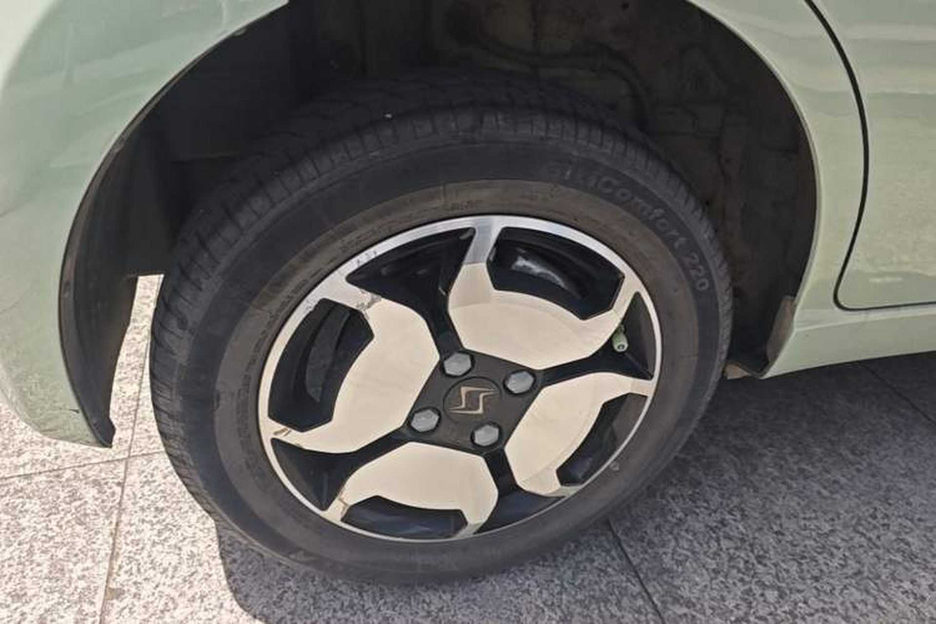 Used SOL E10X 2021 302 km Range Fashion Edition 31.4 kWh Right Rear Wheel Hub