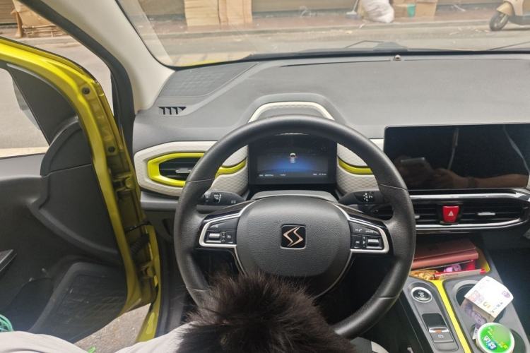 Used SOL E10X 2021 Jimei Edition 302km Fashionable Model Steering Wheel