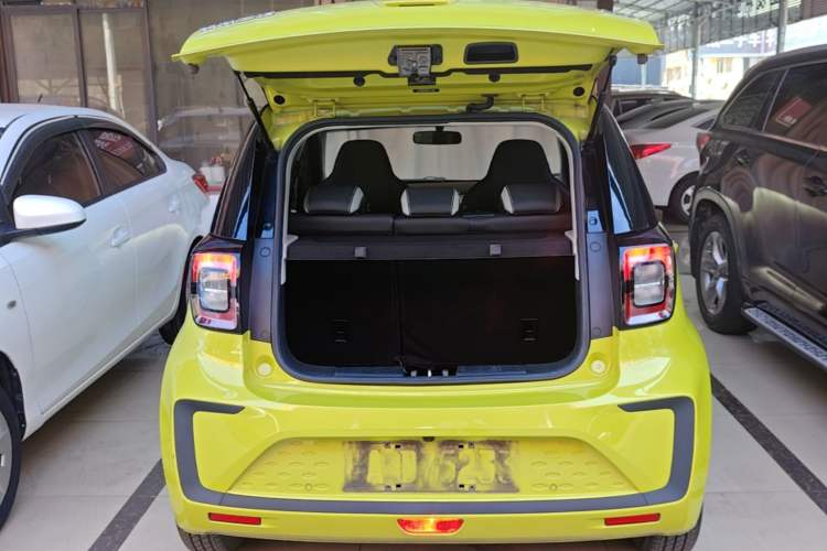 Used SOL E10X 2021 302 km Range Ultra-Advanced Version 31.4 kWh Trunk