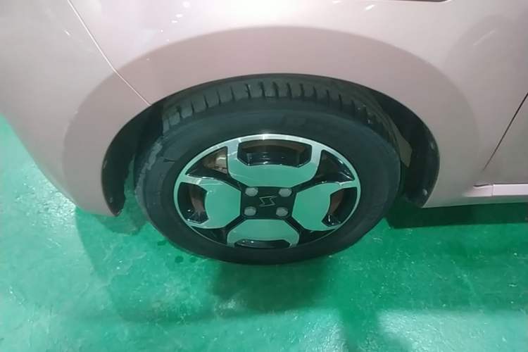 Used SOL E10X 2021 Jimei Edition 302km Luxury Model Left Front Wheel Hub