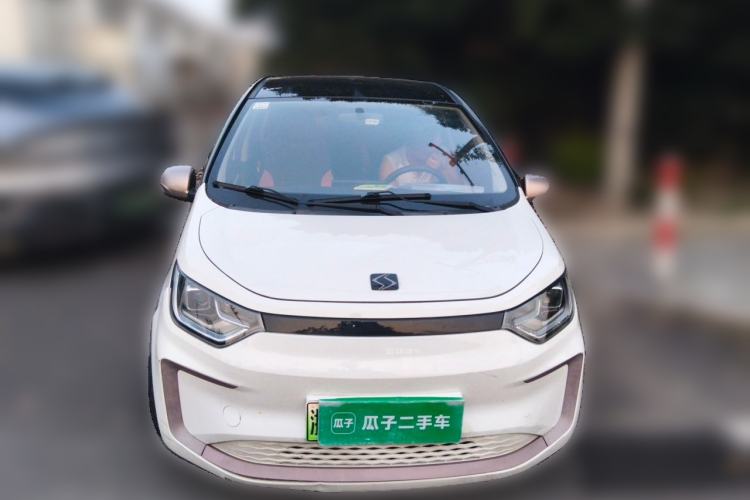 Used SOL E10X 2021 302 km Range Luxury Version 31.4 kWh Front