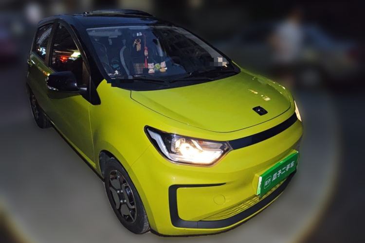 Used SOL E10X 2021 302 km Range Luxury Version 30.2 kWh Front Right 45 Deg