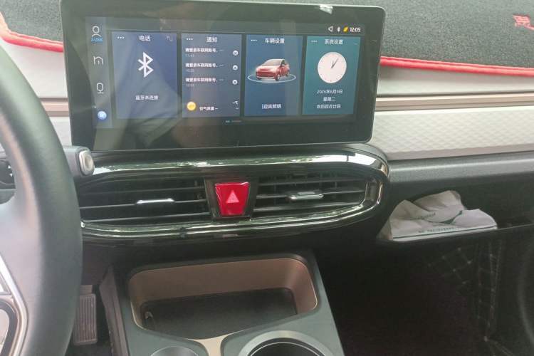 Used SOL E10X 2021 302 km Range Luxury Version 31.4 kWh Audio And AC Panel