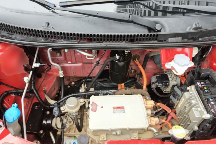 Used SOL E10X 2021 302 km Range Luxury Version 30.2 kWh Engine Bay