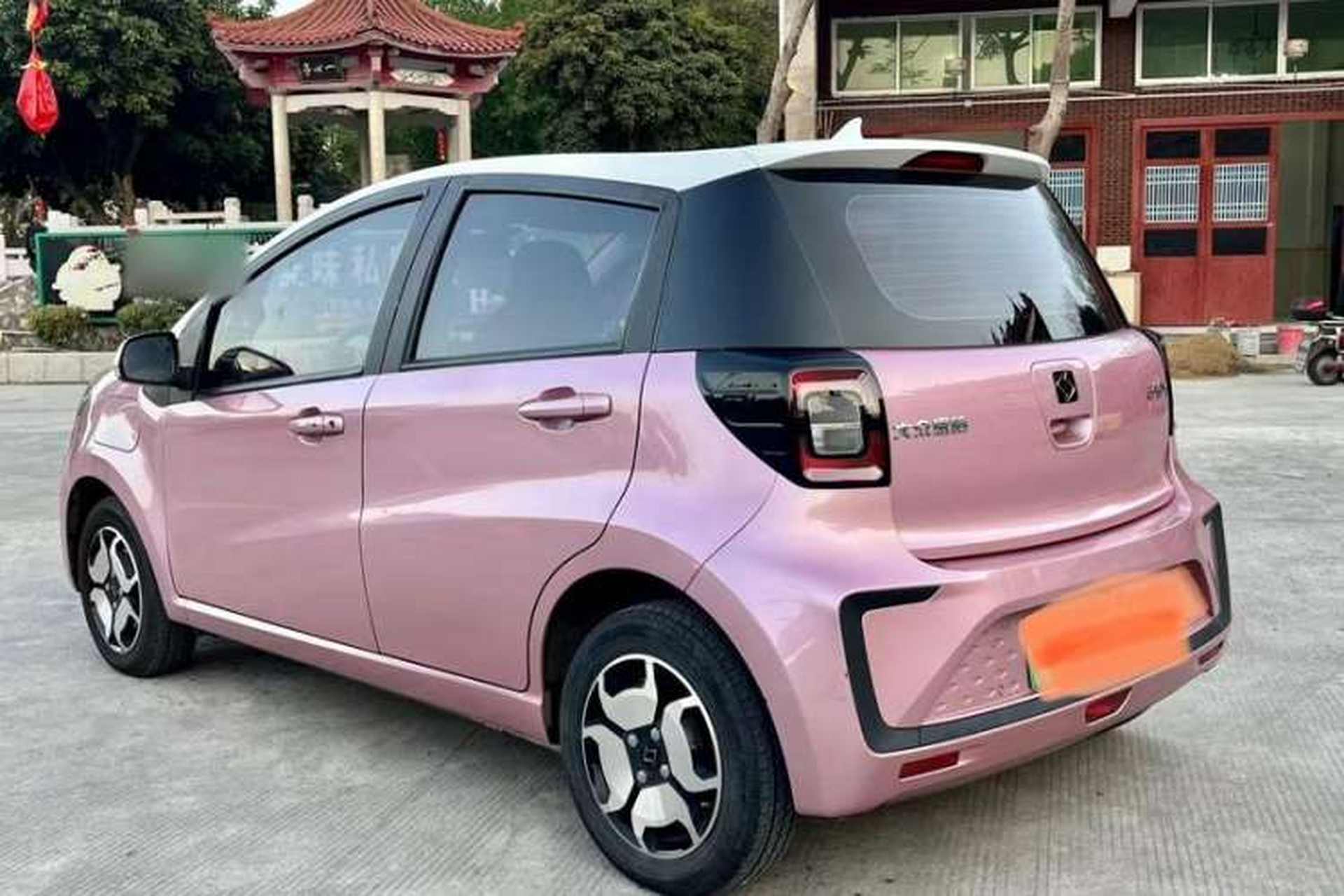 Used SOL E10X 2021 302 km Range Luxury Version 31.4 kWh Exterior 5