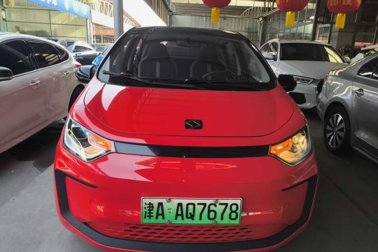 Used SOL E10X 2021 302 km Range Fashion Edition 31.4 kWh Front