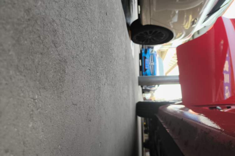 Used SOL E10X 2021 302 km Range Fashion Edition 31.4 kWh Right Side Sill