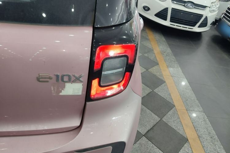 Used SOL E10X 2021 Jimei Edition 302km Fashionable Model Right Rear Taillight
